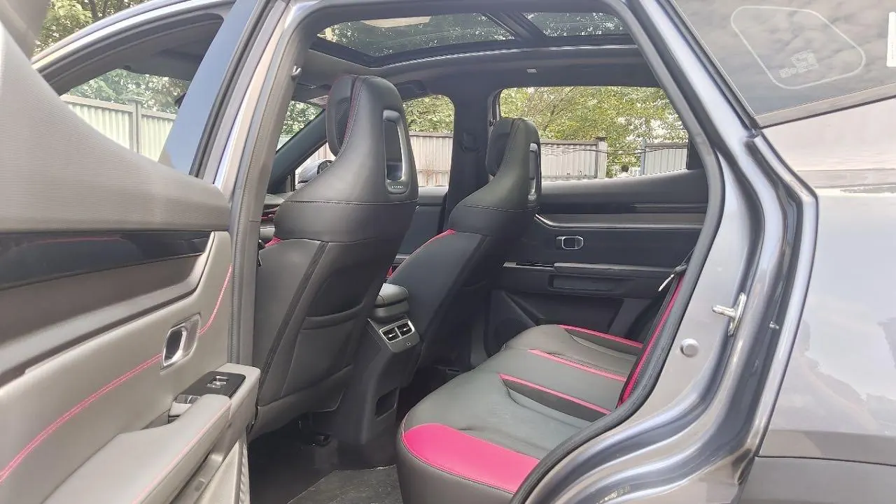 Jetour 2023 Dasheng 1.5T Xingyao PRO automatic gear 4