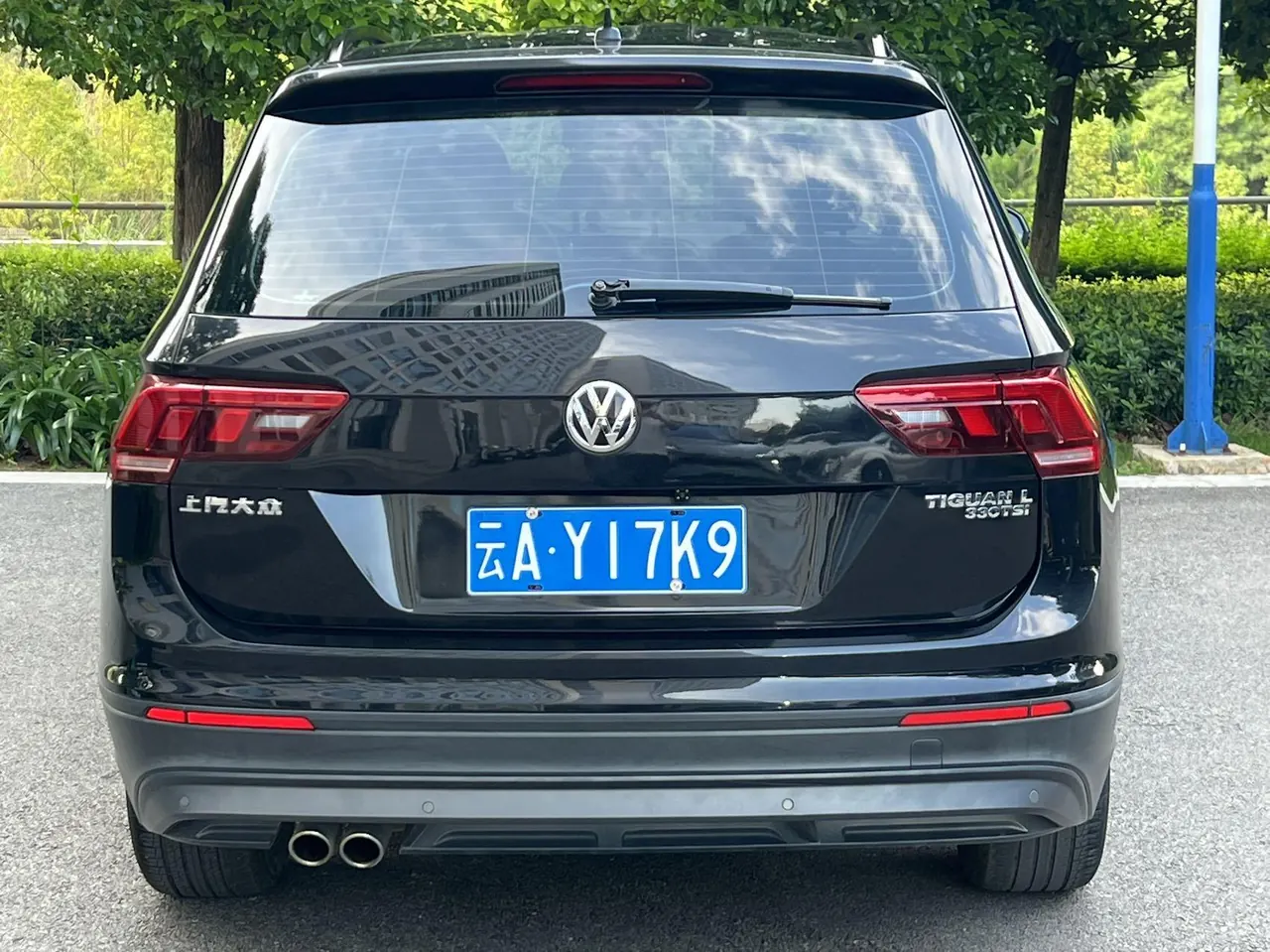 Volkswagen 2020 Tiguan L 2.0TSI 330TSI Two-Drive Fashion Edition Automatic Gear 7