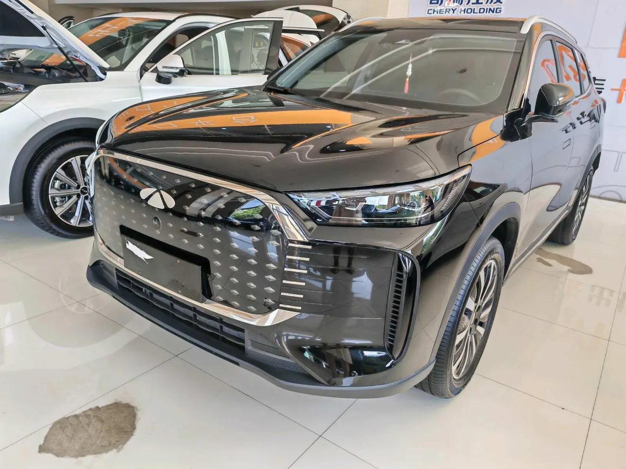 Открыть галерею: Chery 2025 Fengyun T8 1.5T 130km Comfort Edition 5-seat Automatic Gear