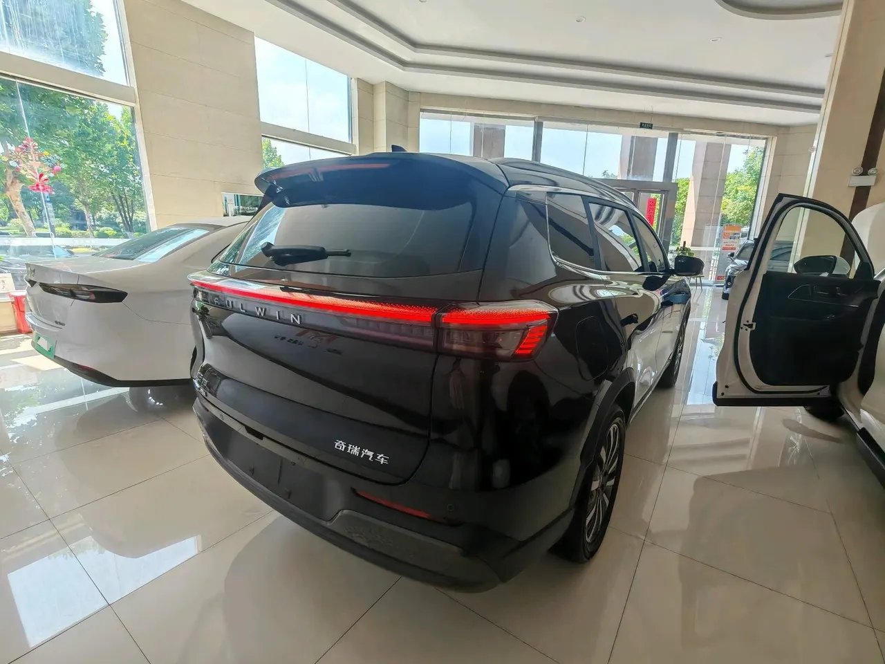 Chery 2025 Fengyun T8 1.5T 130km Comfort Edition 5-seat Automatic Gear 8