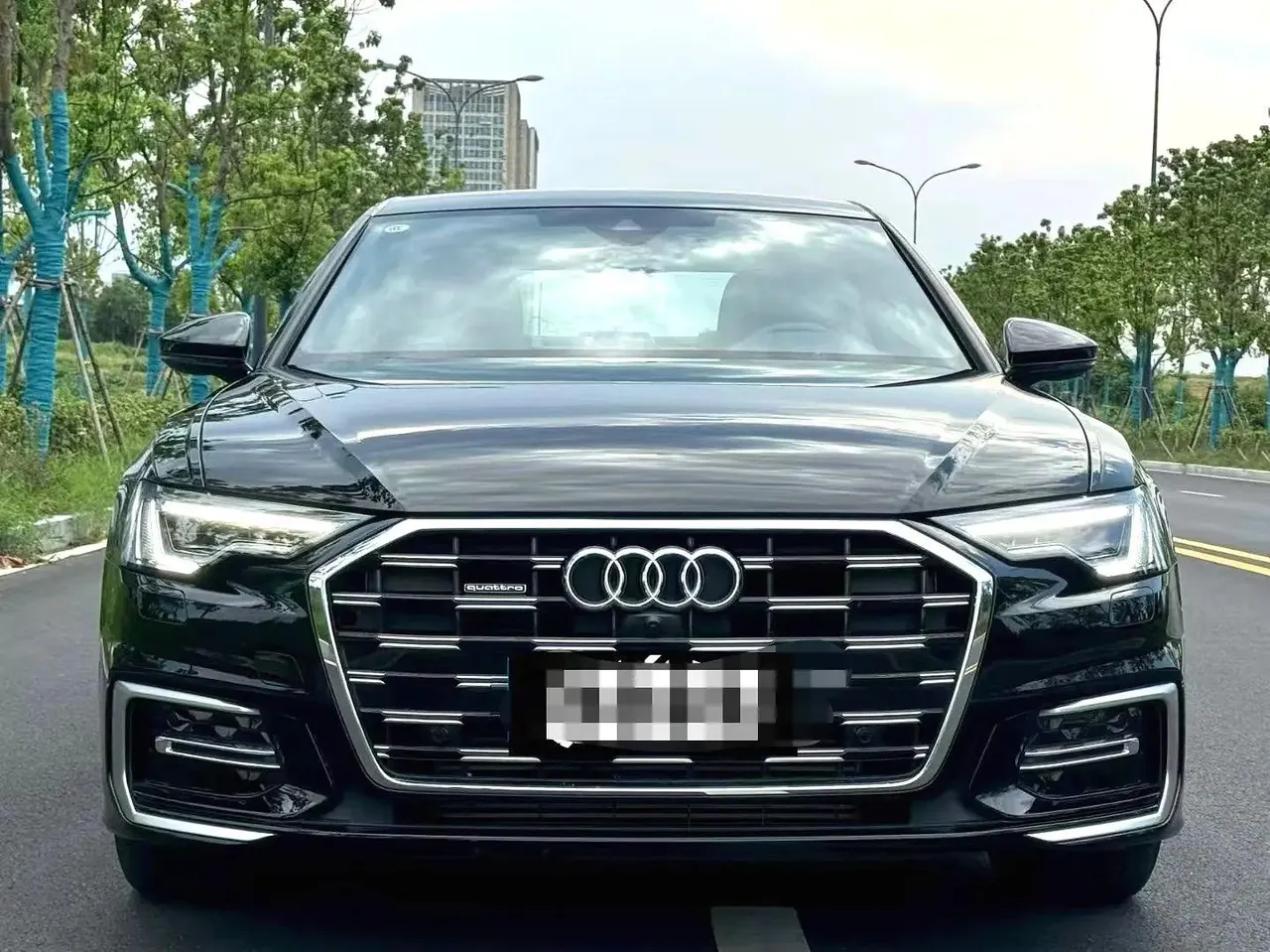 Audi 2025 A6L 2.0TFSI 45TFSI Quattro Selected Dynamic Automatic 2