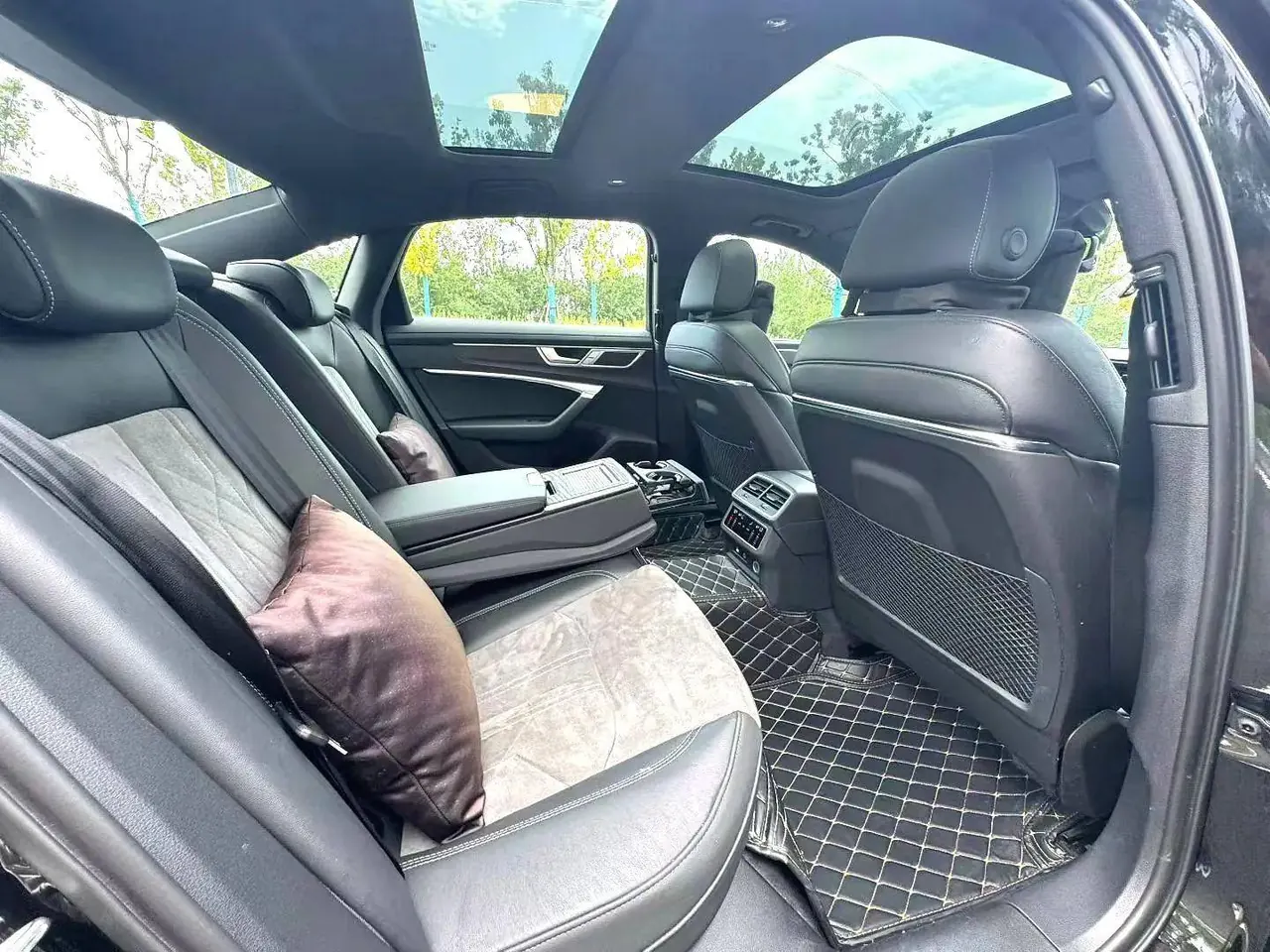 Audi 2025 A6L 2.0TFSI 45TFSI Quattro Selected Dynamic Automatic 6