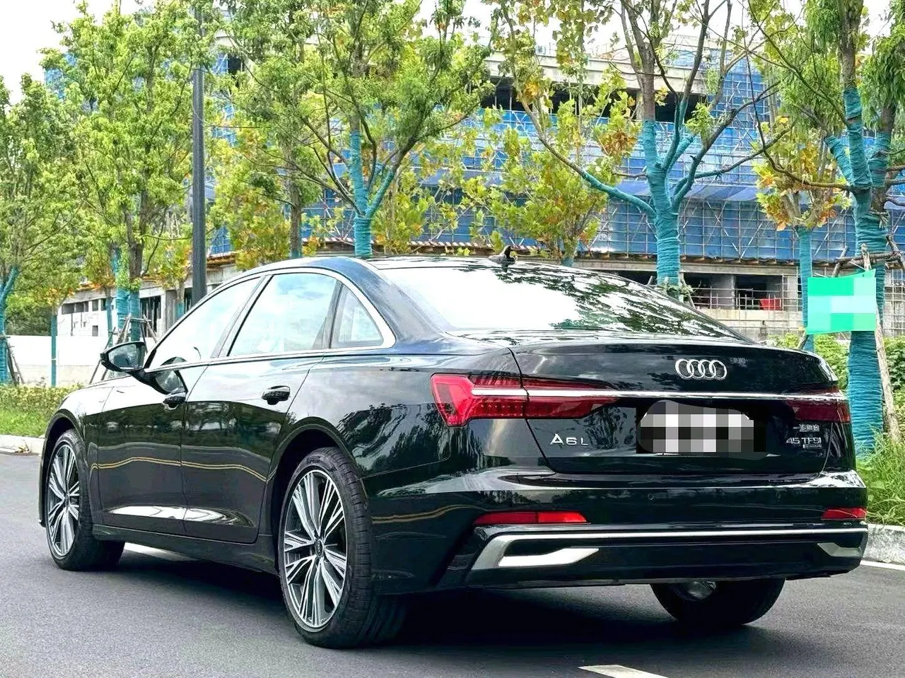Audi 2025 A6L 2.0TFSI 45TFSI Quattro Selected Dynamic Automatic 7