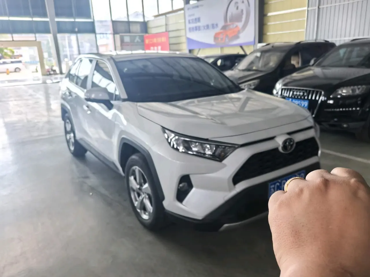 Toyota 2021 RAV4 Rongbo 2.0 Stepless Two-Drive Fashion Edition Automatic Gear 3