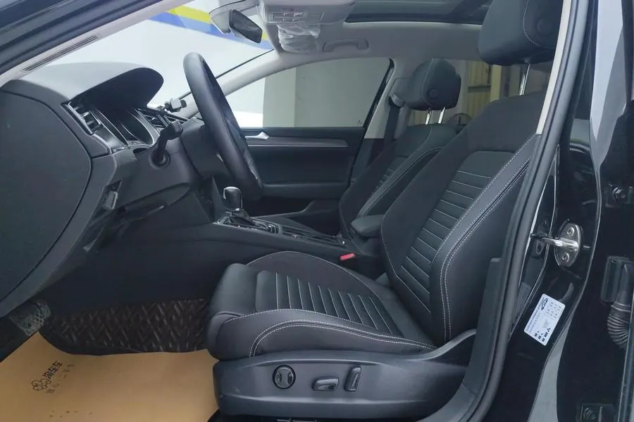Volkswagen 2020 Magotan 2.0TSI 330TSI Leading Automatic 4