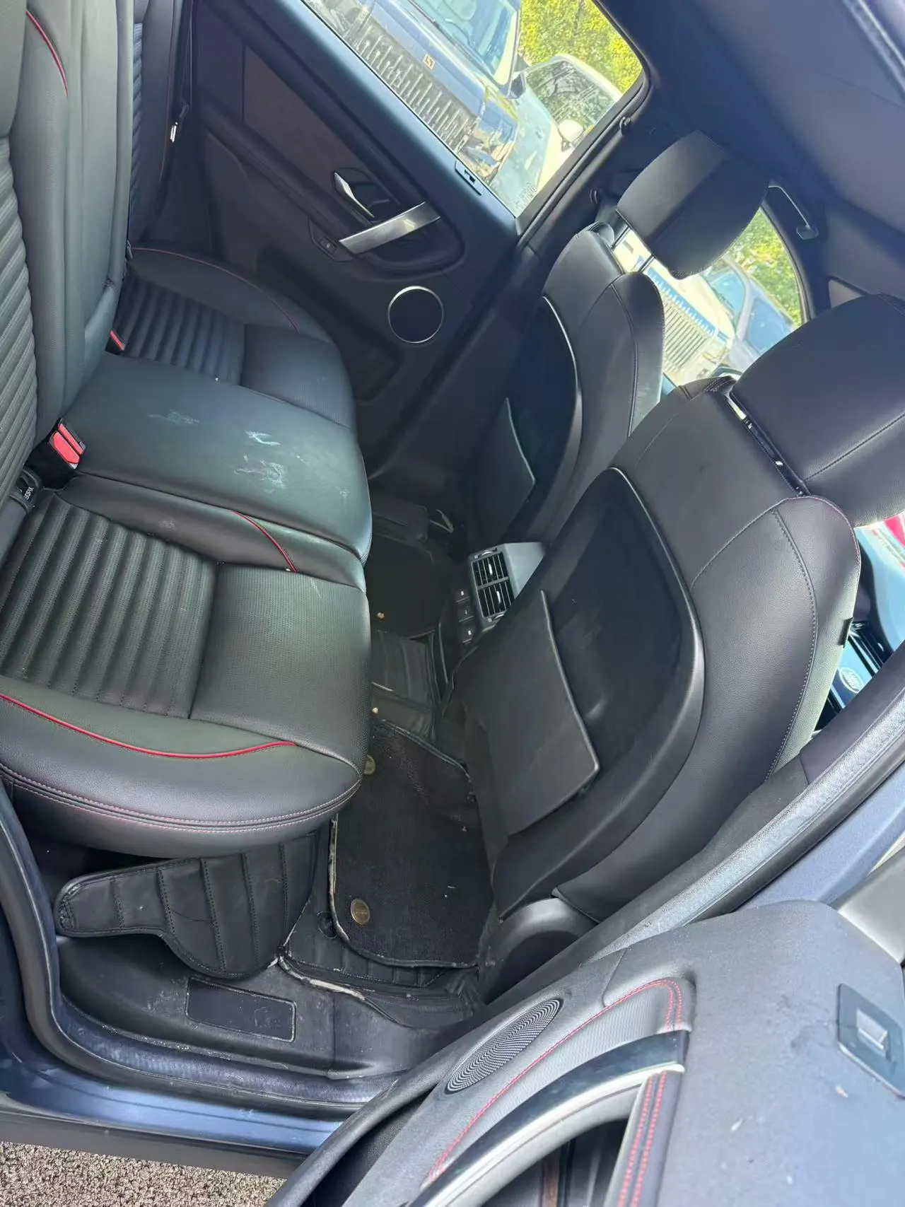 Land Rover 2020 Discovery Sports Edition 48V 2.0T 249PS R-Dynamic SE Performance Technology Edition 5-seat Automatic Gear 6