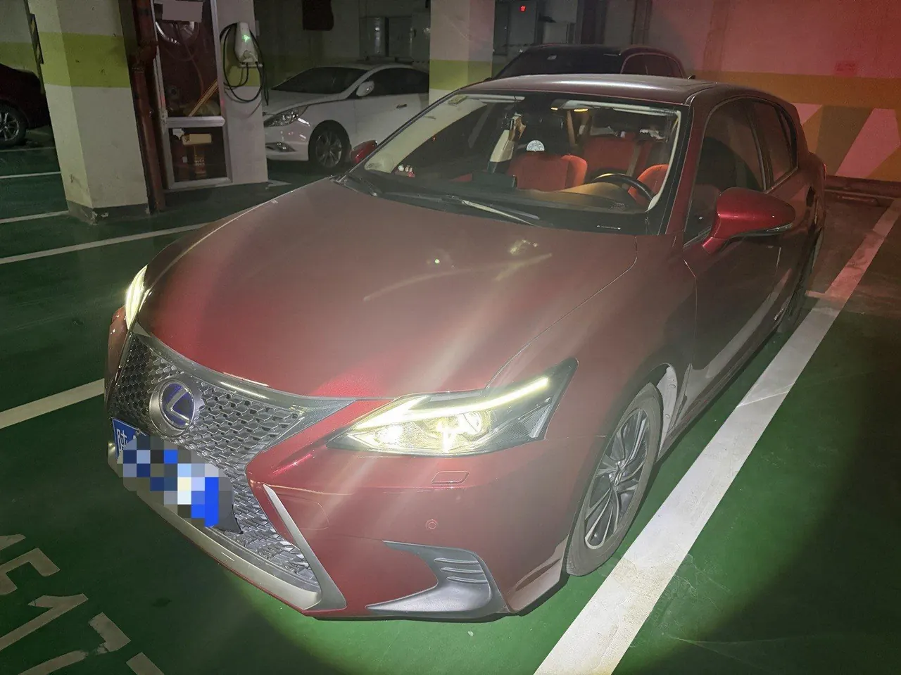 打开图片灯箱:Lexus CT (Imported) 2020 CT200h 1.8 Stepless Comfort Edition Automatic Gear