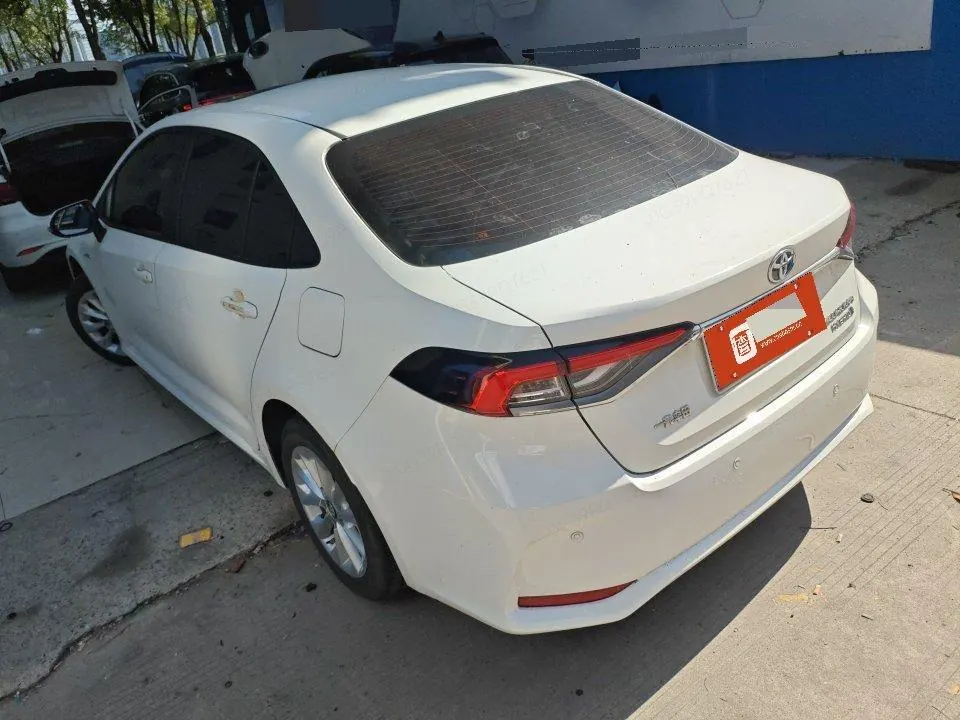 Toyota 2021 Corolla Double Engine 1.8 Stepless Elite Automatic Gear 4