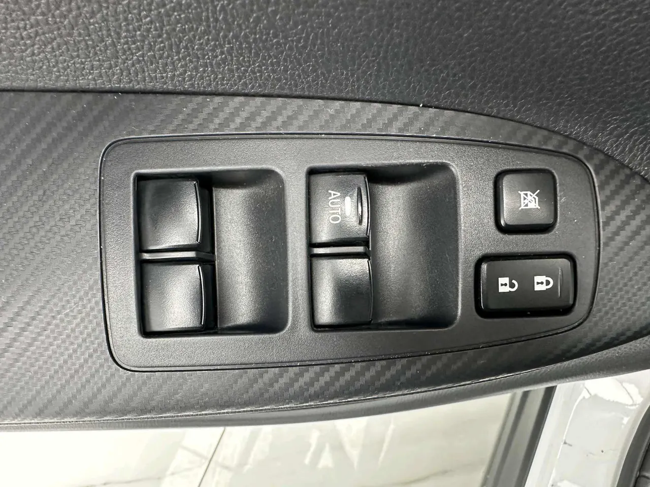Mitsubishi 2021 Yige 1.5T Stepless Four-wheel Drive Automatic Gear 12