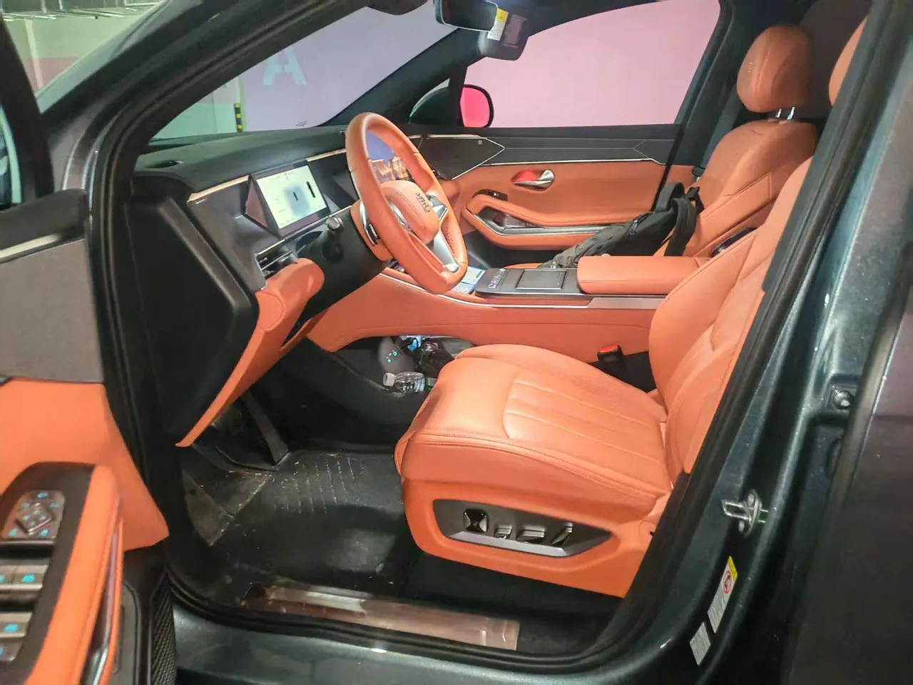 BYD 2025 Tang L EV 600KM four-wheel drive laser Radar flagship automatic gear 6