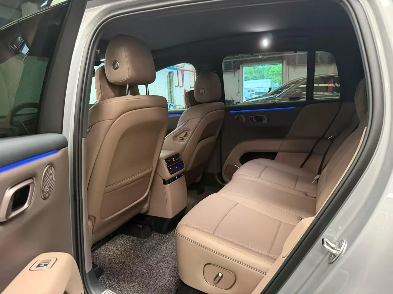 Li 2025 i6 four-wheel drive basic automatic transmission 2