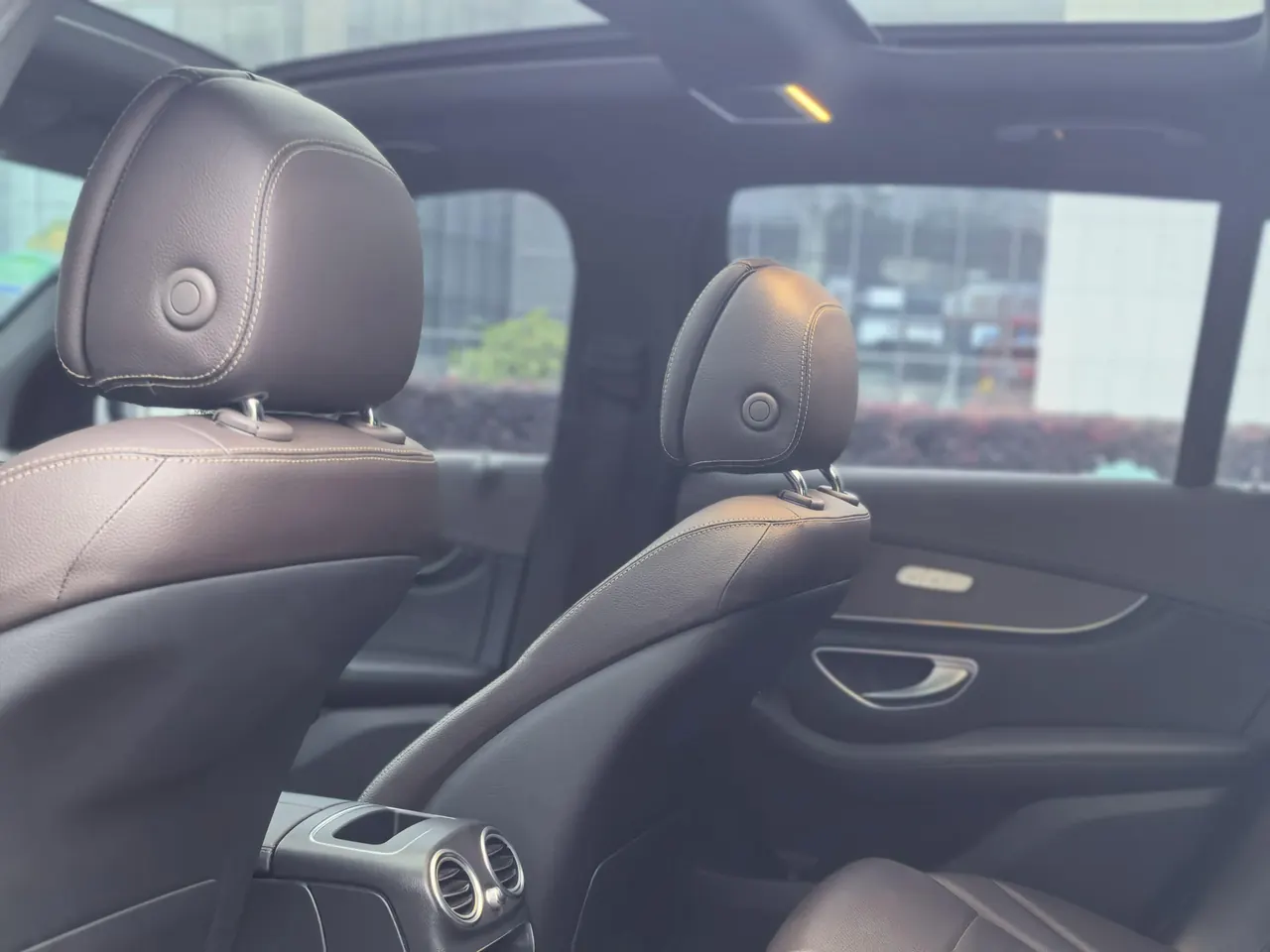 Mercedes Benz 2020 GLC 260 L 4MATIC 2.0T Luxury (Modified) Automatic Gear 9