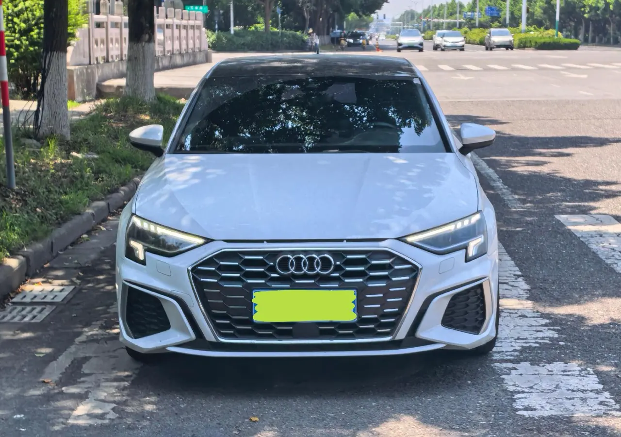 Audi 2021 A3 Sportback 1.4TFSI 35TFSI Fashion Sports Automatic 2