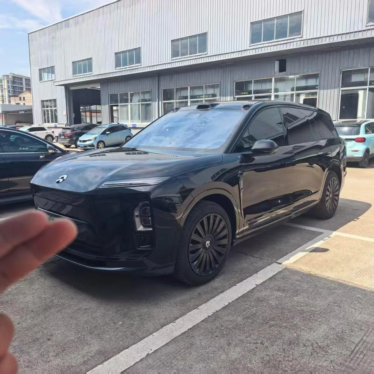 NIO 2026 ES8 6-seat executive deluxe automatic gear - View 1