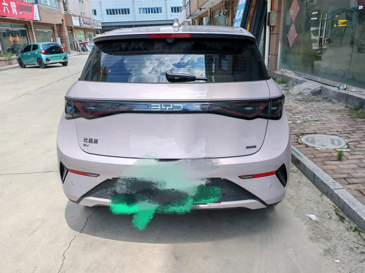 BYD 2025 Dolphin Smart Driving 410km Fashion Automatic Gear 5