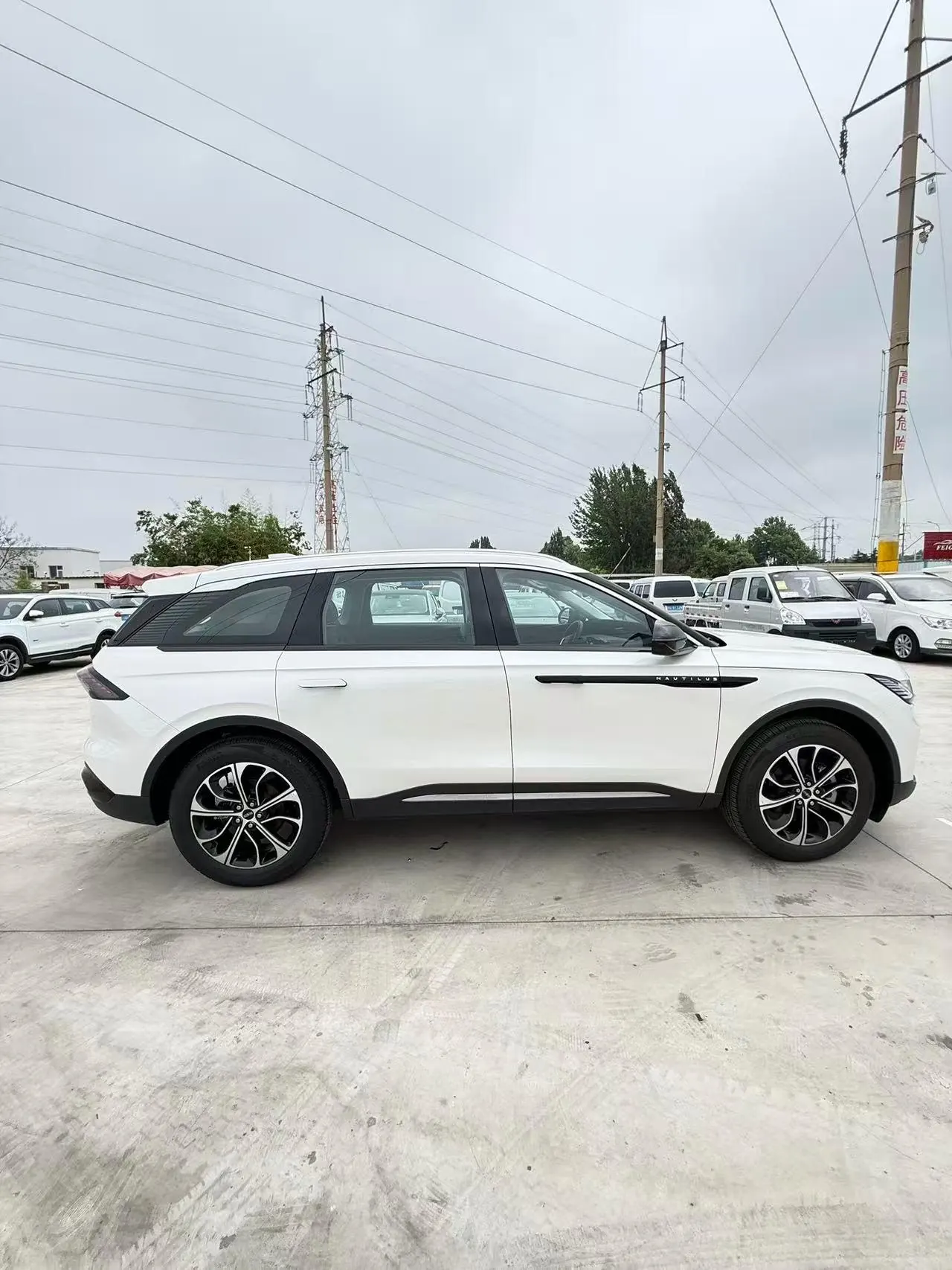 Lincoln 2024 adventurer 2.0T 4-wheel drive honorable version automatic gear 6