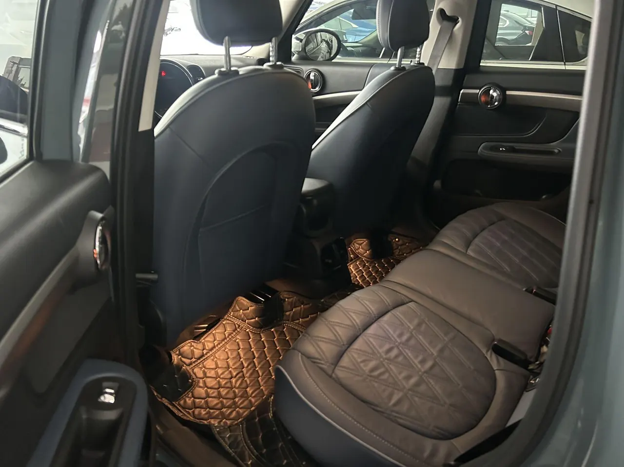 MINI Countryman (Imported) 2021 Cooper Countryman All 4 1.5T Connoisseur Automatic Gear 6