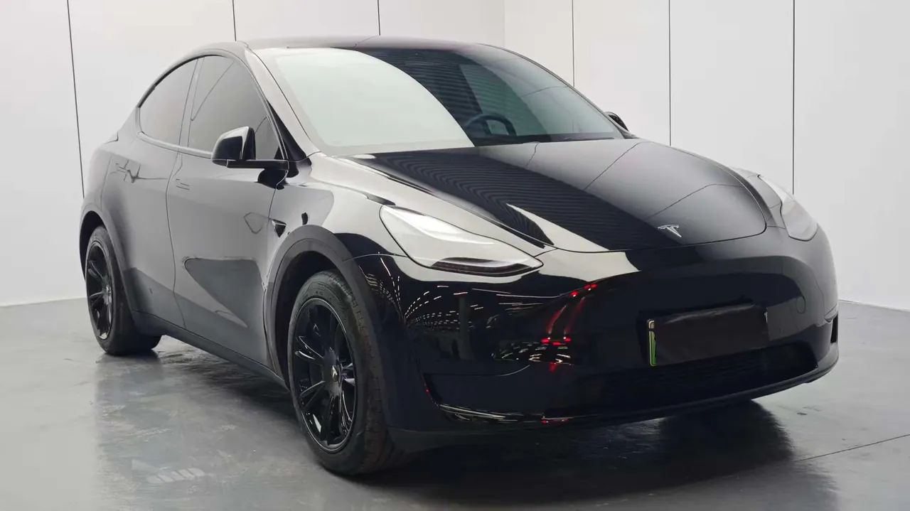 Tesla 2022 Model Y rear-wheel drive version (facelift) automatic gear 3