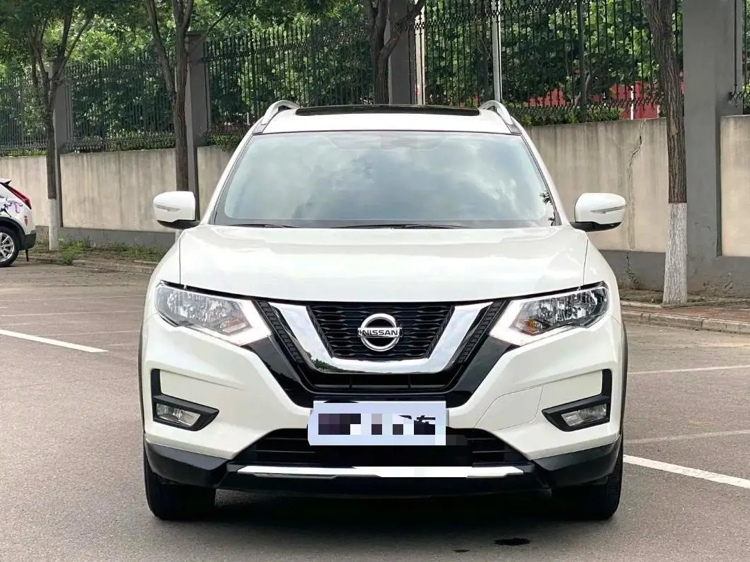 Nissan 2021 Qijun 2.5 Stepless XL ITS Four-wheel Drive Luxury Commemorative Edition Automatic Gear 2