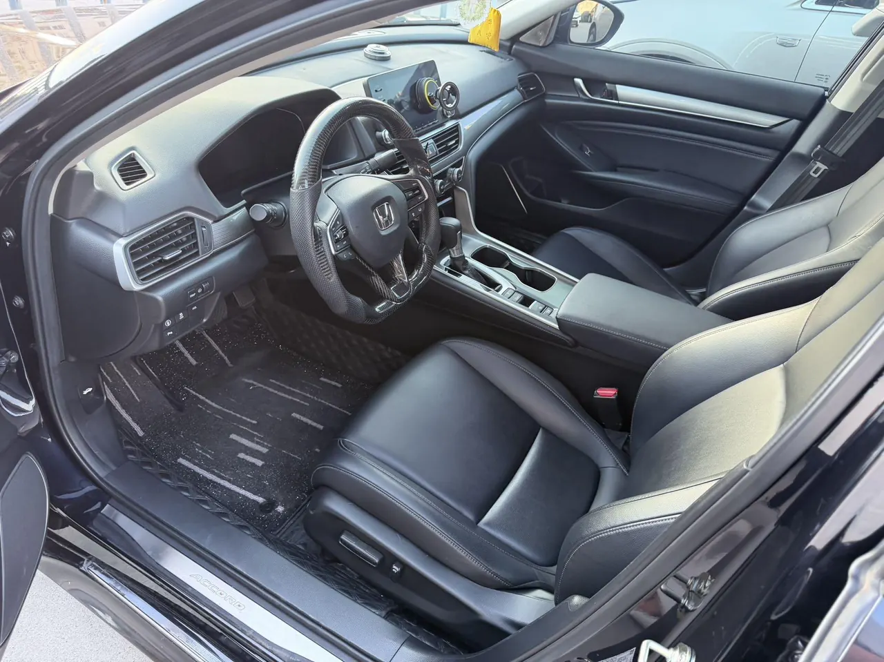 Honda 2021 10th Generation Accord 1.5T Stepless 260TURBO Luxury Star Limited Edition Automatic Gear 3