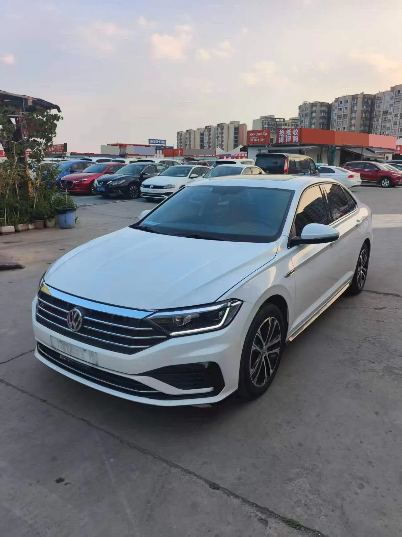 Volkswagen 2020 Sagittarius 1.4TSI 280TSI R-Line automatic gear - View 1