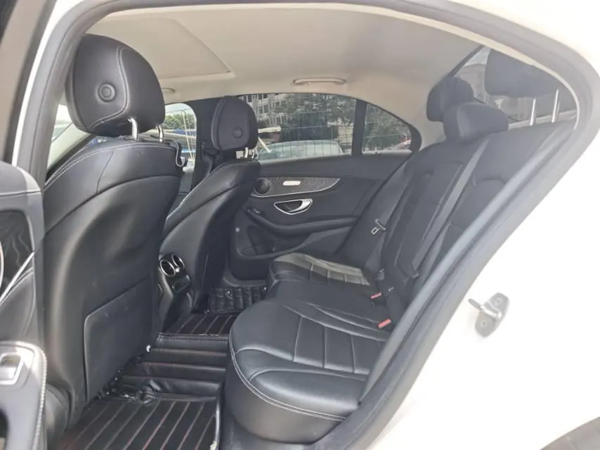Mercedes Benz Class C 2020 C 200 L 1.5T Fashion Sports Edition Automatic Gear 4