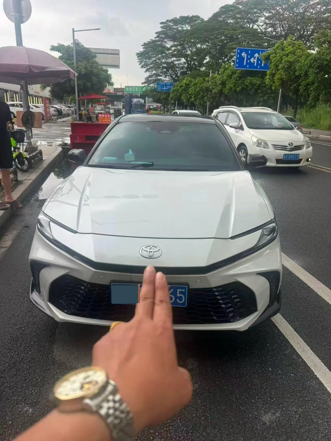 Toyota 2024 Camry 2.0S Stepless Sports Edition Automatic Gear 2