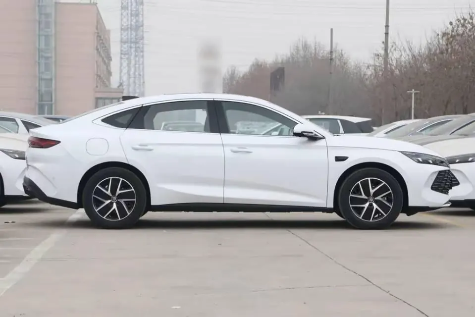 BYD 2024 Qin L DM-i 1.5 stepless 120KM leading automatic gear 4
