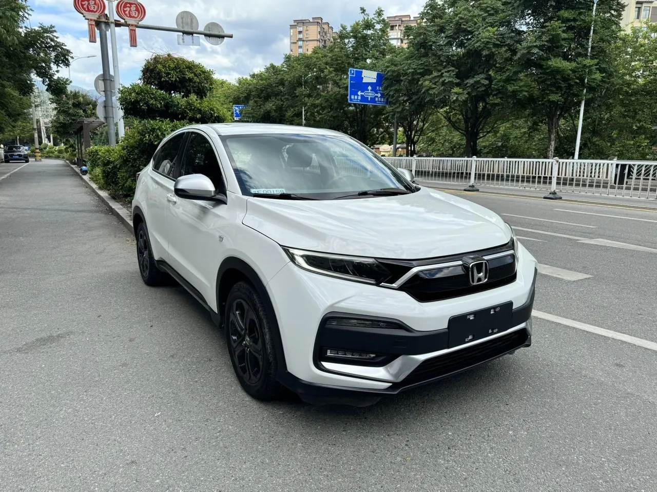 Honda 2020 XR-V 1.5T stepless 220TURBO deluxe automatic gear 3