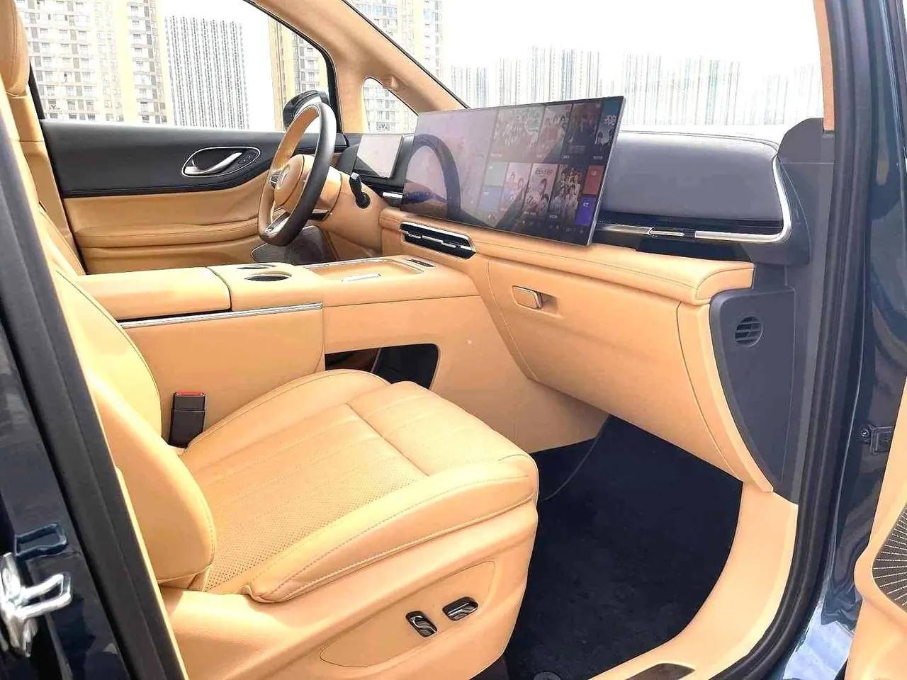 Voyah 2025 dreamers PHEV 1.5T four-wheel drive flagship Kun Peng version automatic gear 13