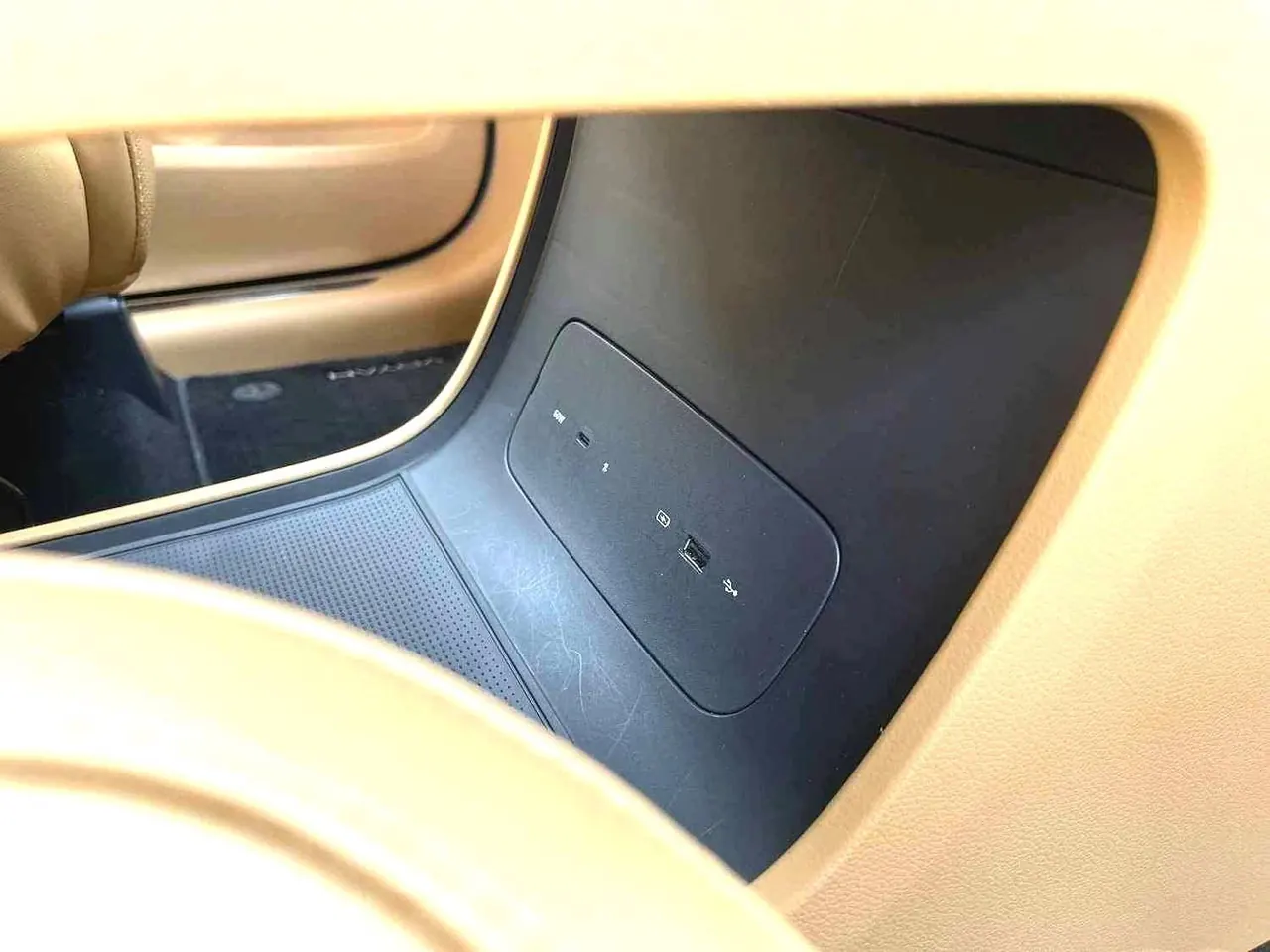 Voyah 2025 dreamers PHEV 1.5T four-wheel drive flagship Kun Peng version automatic gear 15