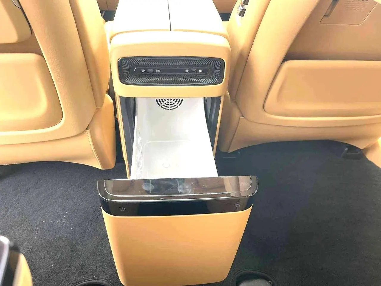 Voyah 2025 dreamers PHEV 1.5T four-wheel drive flagship Kun Peng version automatic gear 6