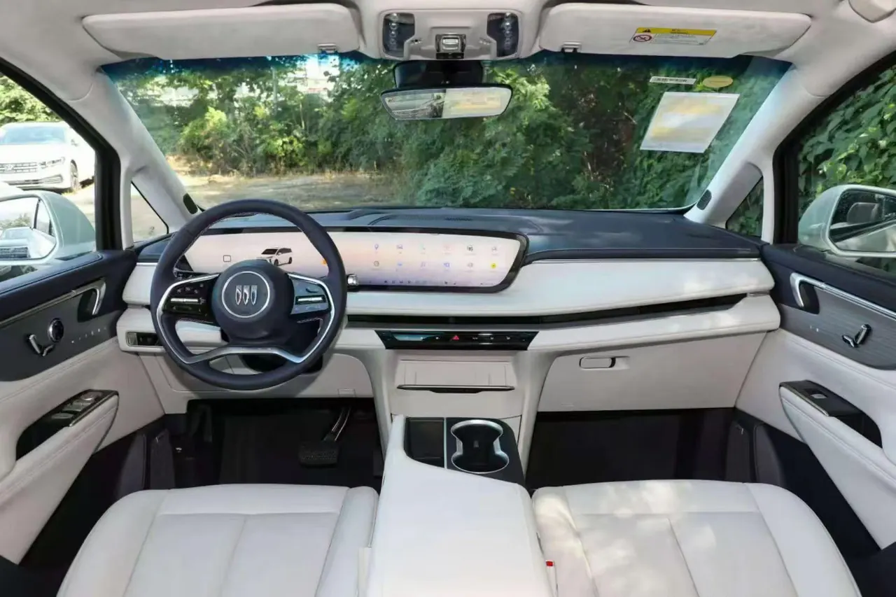 Buick 2026 GL8 Lu Zun PHEV 1.5T Exclusive Edition Automatic Gear 5