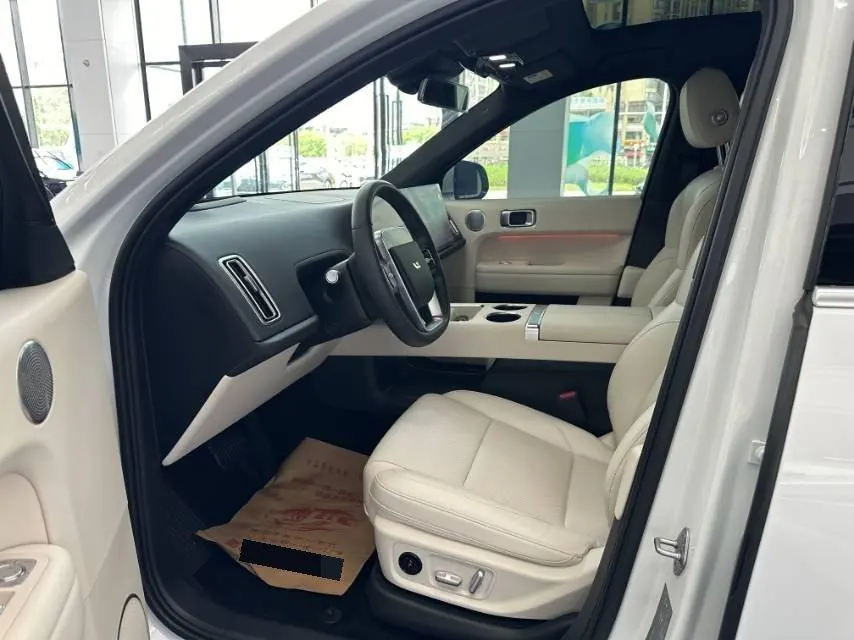 Li 2024 L6 Pro automatic gear 4