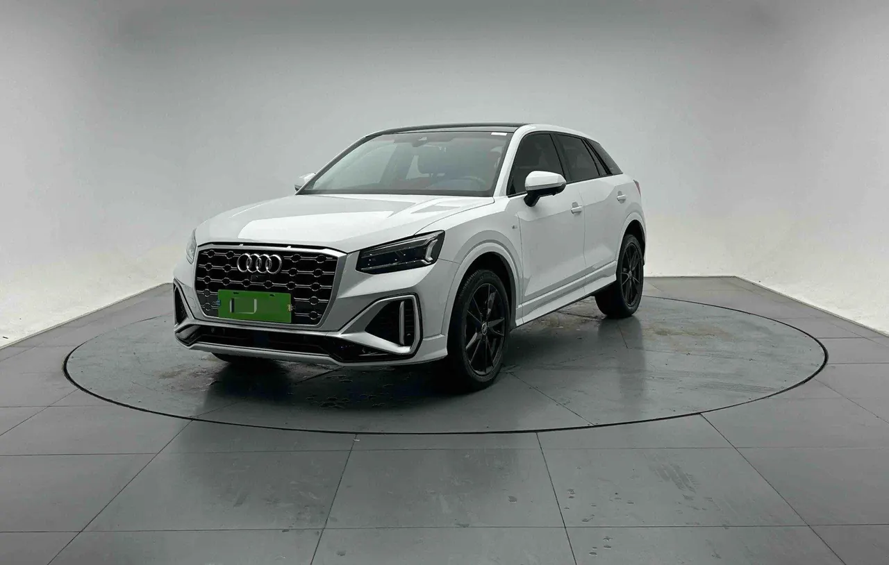 Audi 2021 Q2L 1.4TFSI 35TFSI Aggressive Dynamic Automatic - View 1
