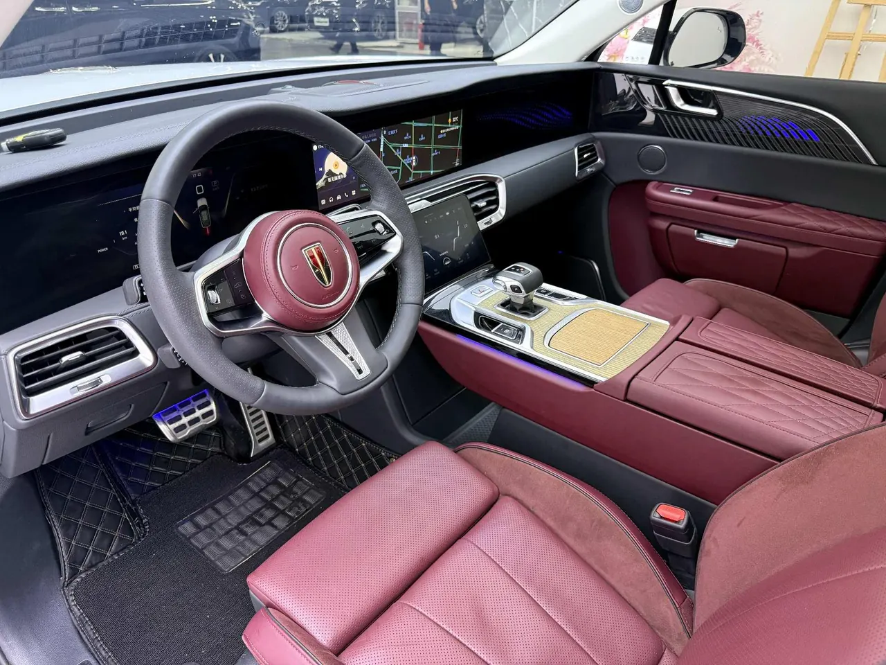 HongQi 2022 E-HS 9 690km Flag Edition 6-seat Automatic Gear 2
