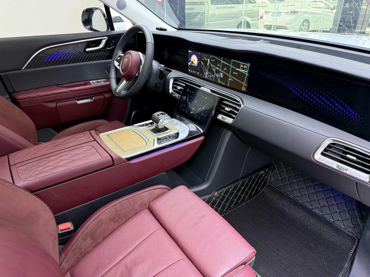HongQi 2022 E-HS 9 690km Flag Edition 6-seat Automatic Gear 4