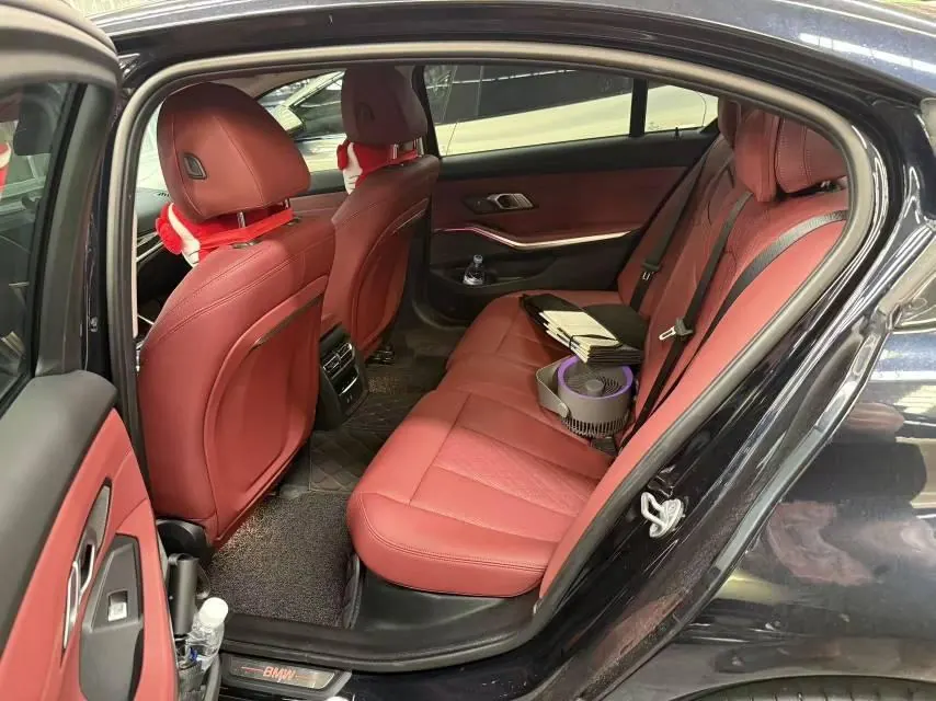 BMW 2024 i3 eDrive 40 L obsidian night sports suit automatic gear 3