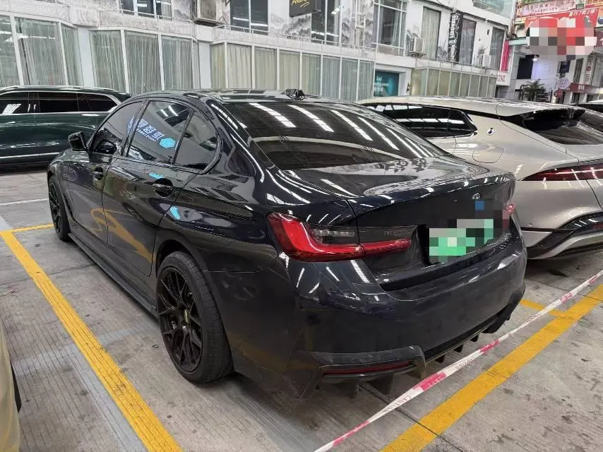 BMW 2024 i3 eDrive 40 L obsidian night sports suit automatic gear 6