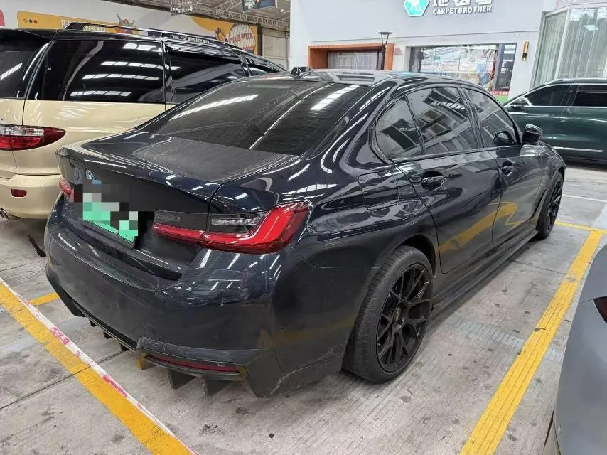 BMW 2024 i3 eDrive 40 L obsidian night sports suit automatic gear 7