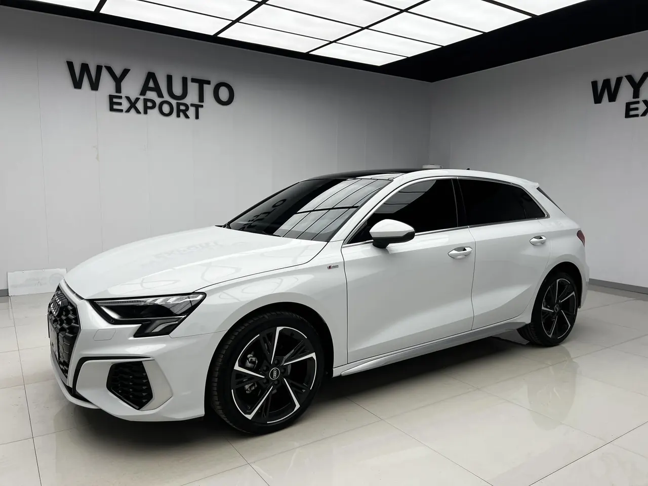 Audi 2023 A3 Sportback 1.4TFSI 35TFSI Fashion Sports (Modified) Automatic Gear - View 1