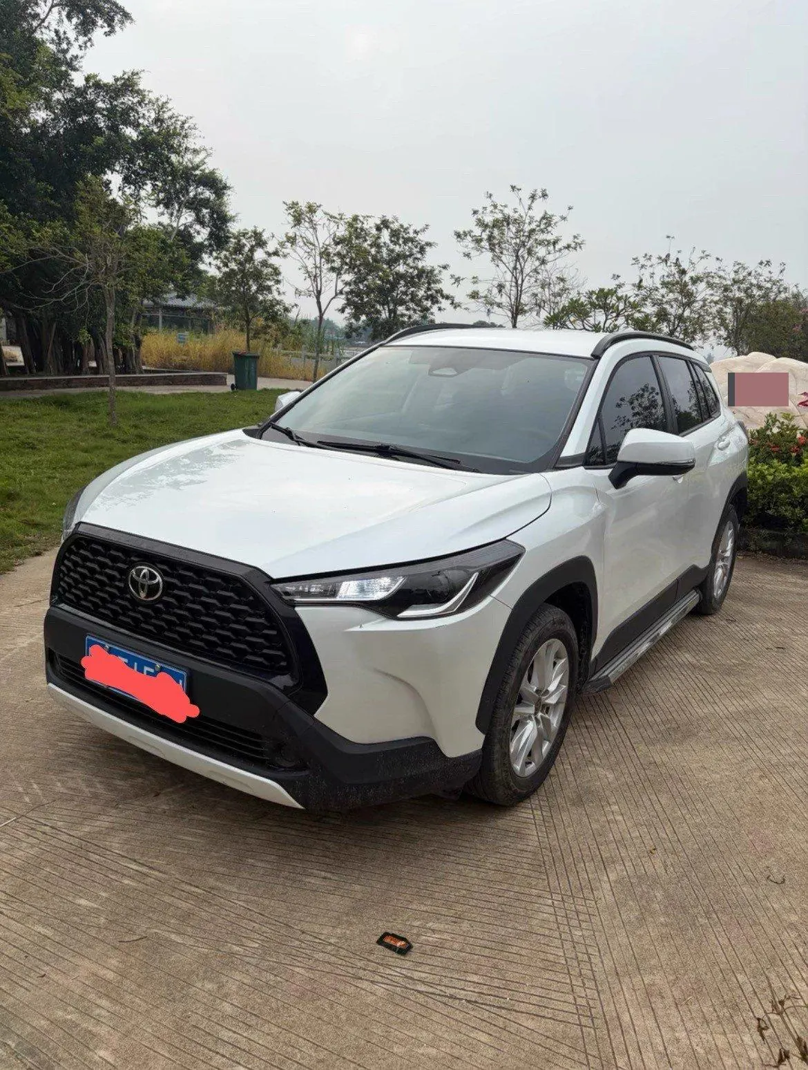 Toyota 2024 Corolla Cross 2.0 CVT Pioneer Edition, Automatic Transmission - View 1