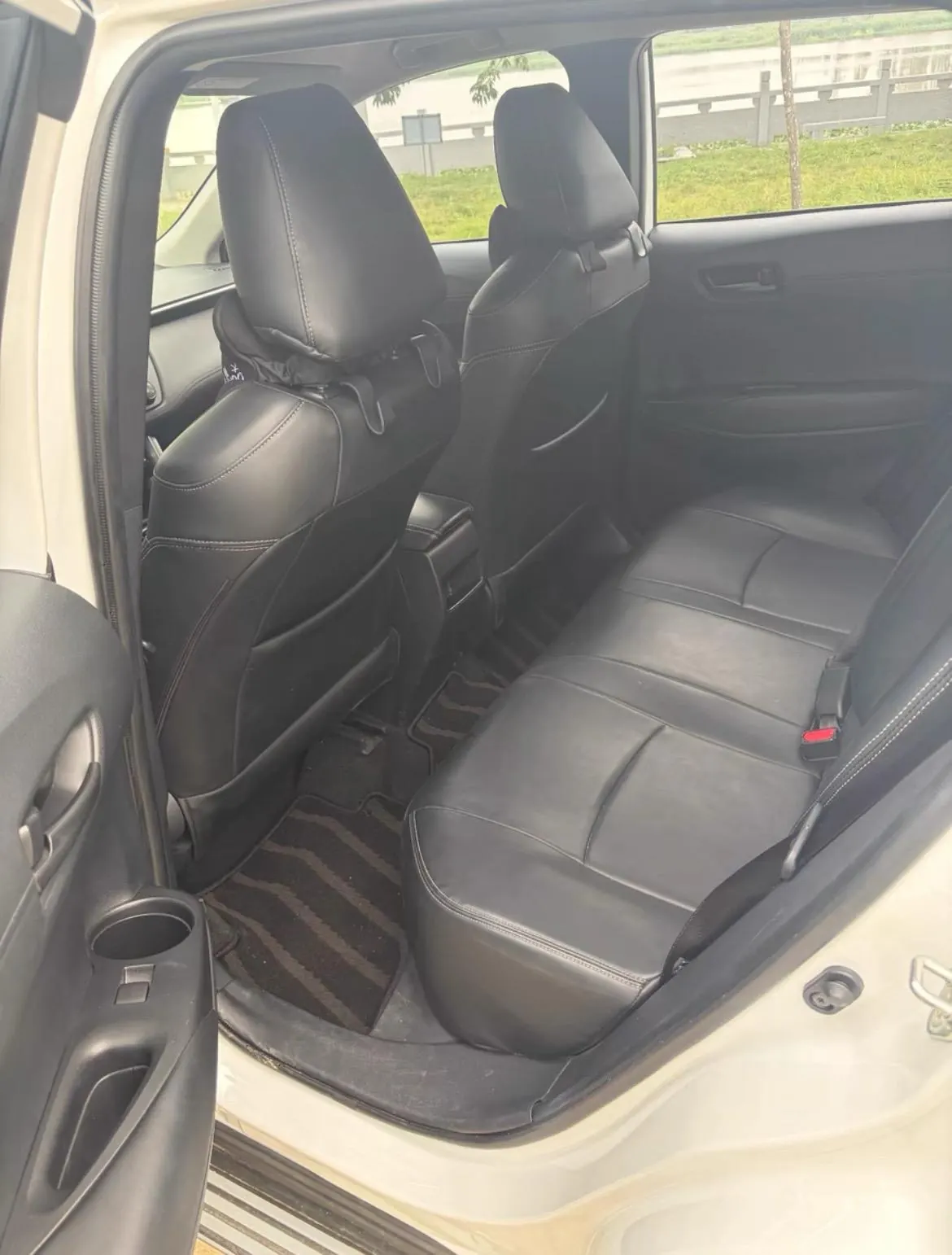 Toyota 2024 Corolla Cross 2.0 CVT Pioneer Edition, Automatic Transmission 4