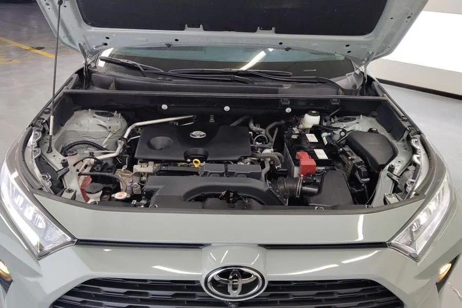 Toyota 2020 RAV4 Rongfeng 2.0 Stepless Four-wheel Drive Fashion Edition Automatic Gear 6