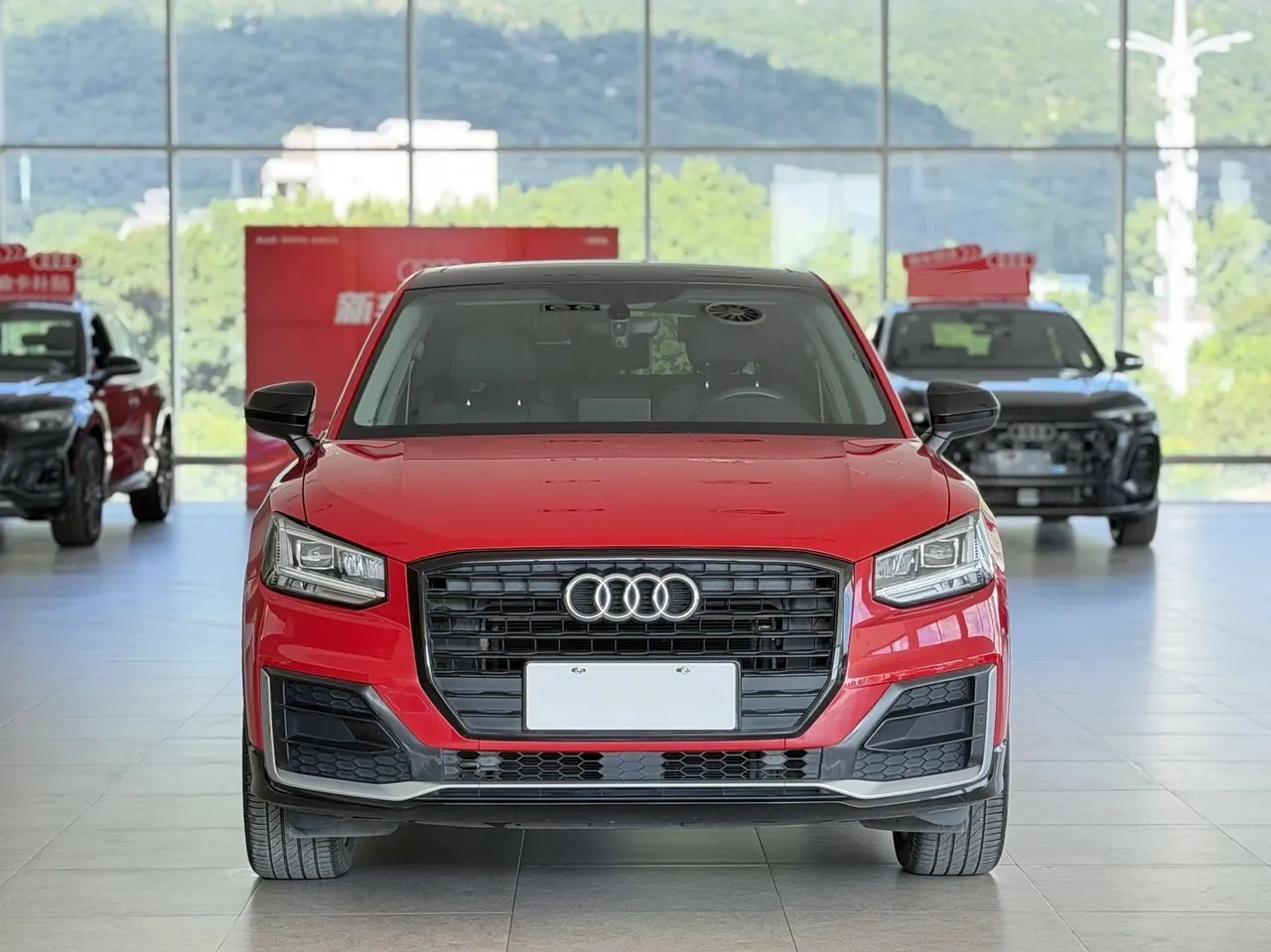 Audi 2020 Q2L 1.4TFSI 35TFSI Fashion Dynamic Automatic 2