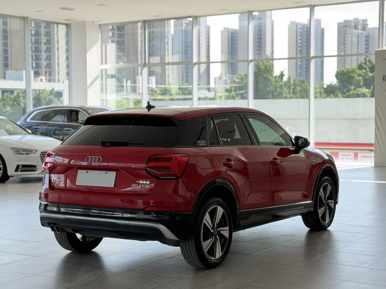 Audi 2020 Q2L 1.4TFSI 35TFSI Fashion Dynamic Automatic 9