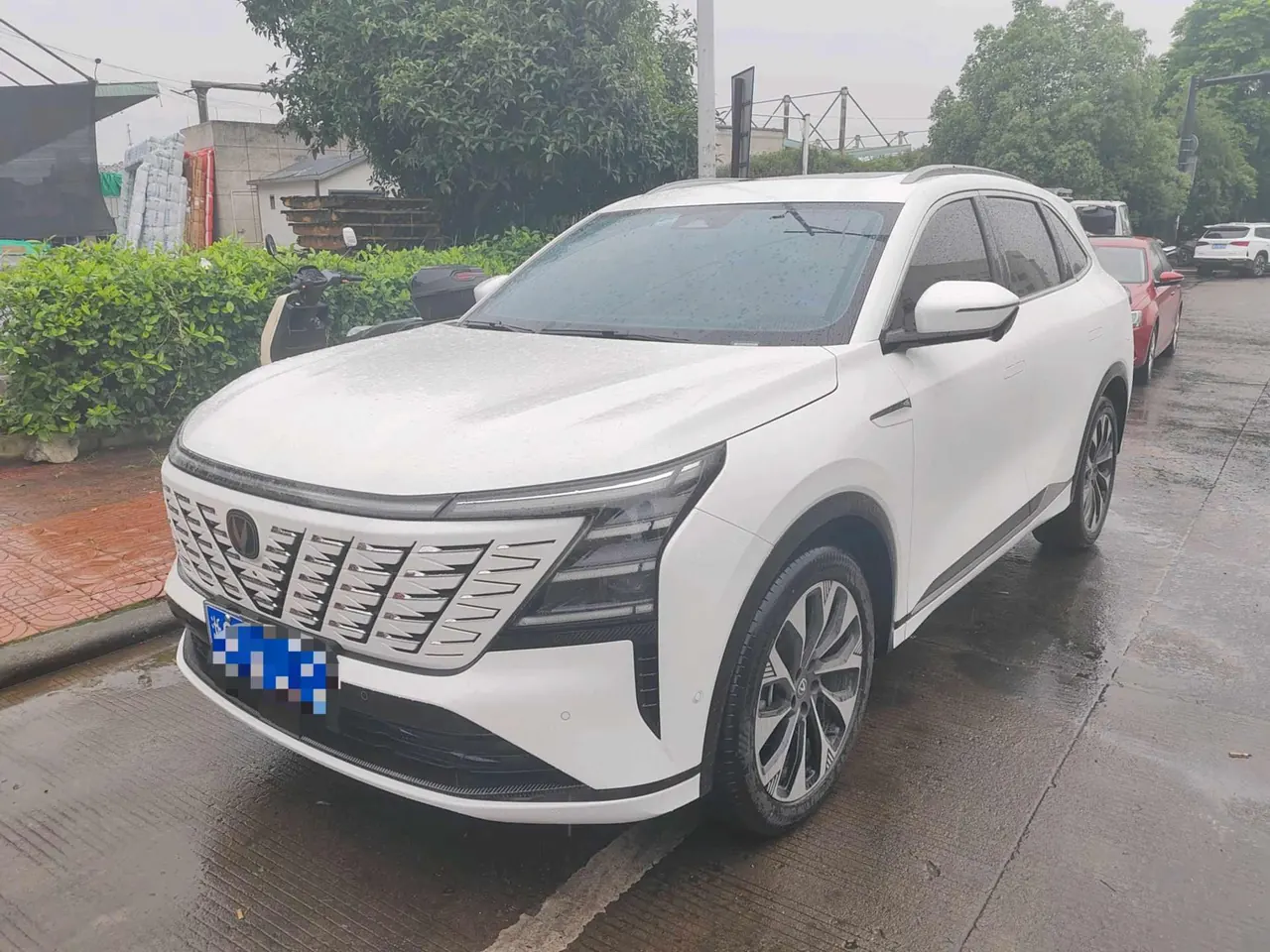 Открыть галерею: ChangAn 2024 CS75 PLUS 2.0T Champion Edition Smart Driving and Auto