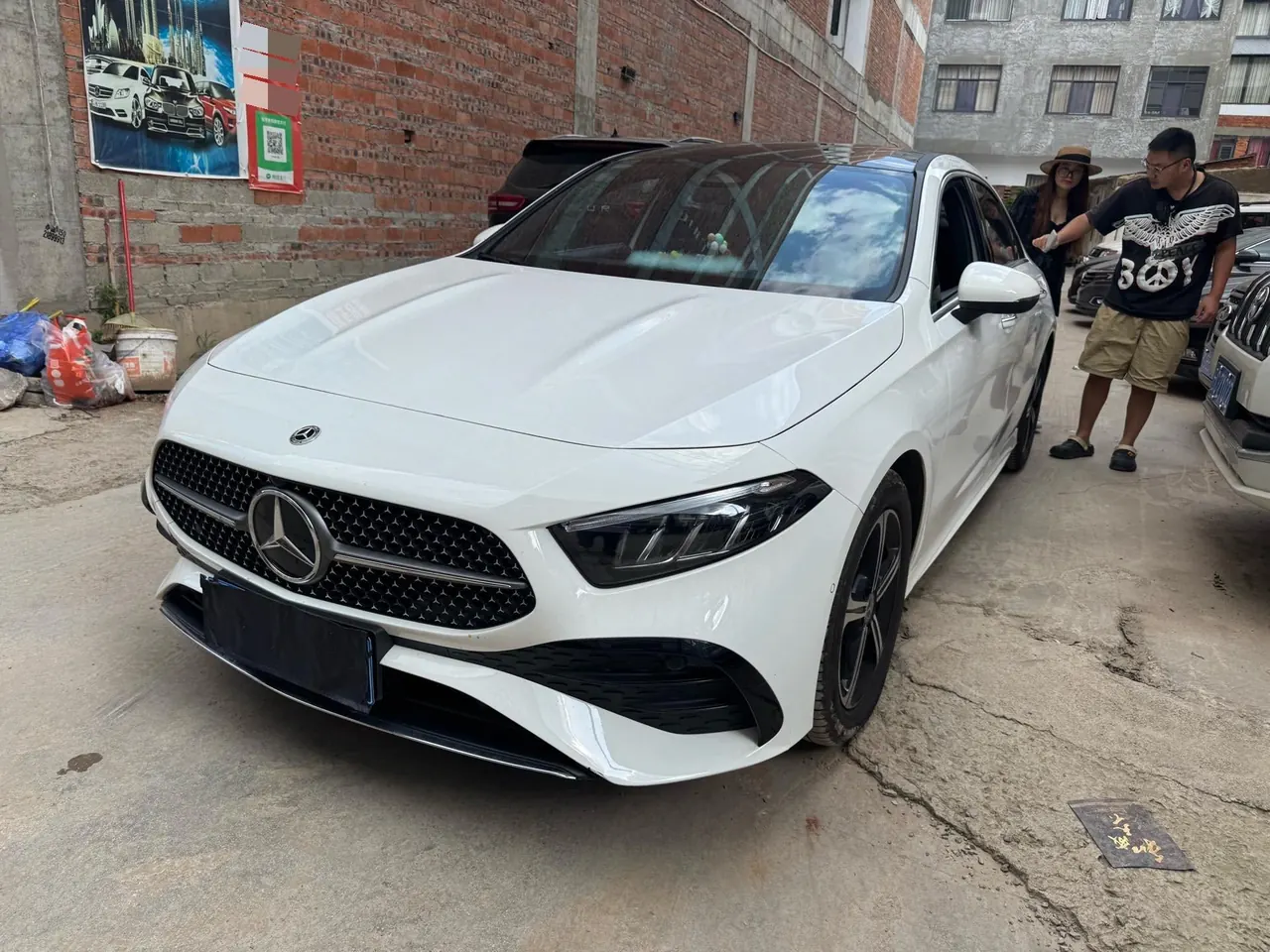 Mercedes Benz Class A 2024 A 200 L 1.3T Fashion (Modified) Automatic Gear - View 1