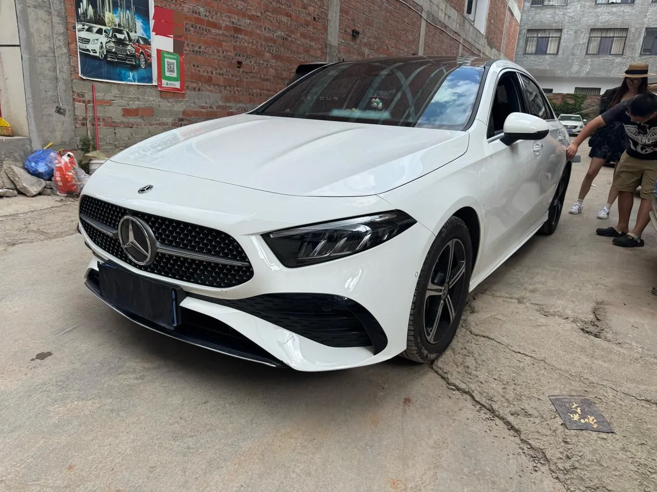 Mercedes Benz Class A 2024 A 200 L 1.3T Fashion (Modified) Automatic Gear 2