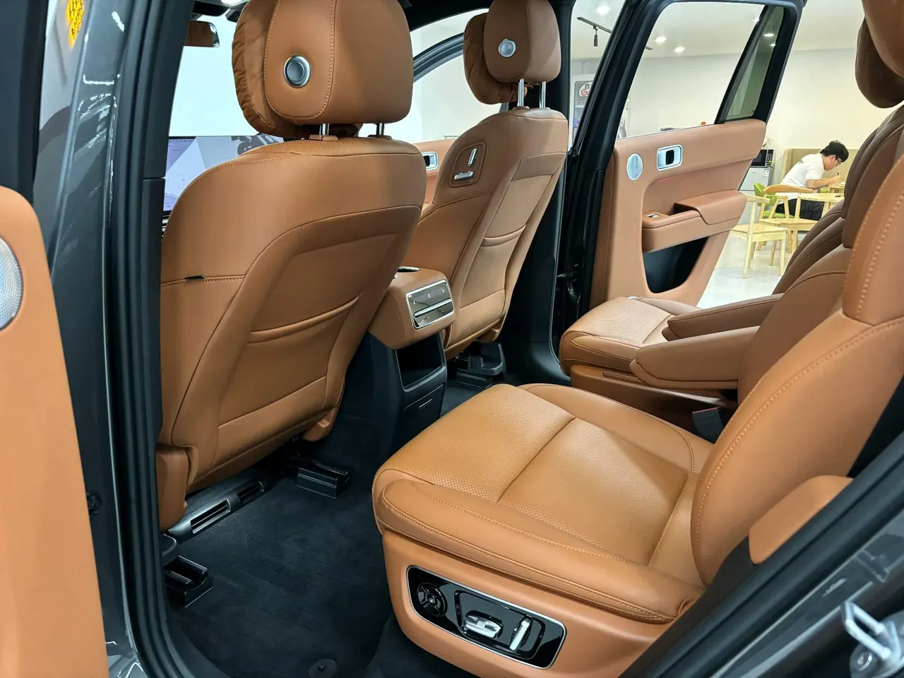 Li 2023 L8 Pro automatic gear 6
